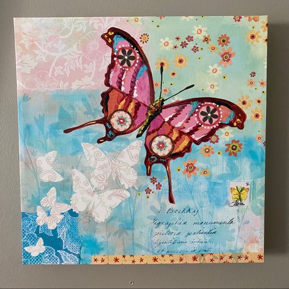 Set of 4 Oopsy Daisy butterfly canvases - Picture 2 of 8